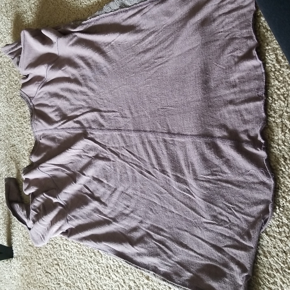Purple top - Picture 4 of 6